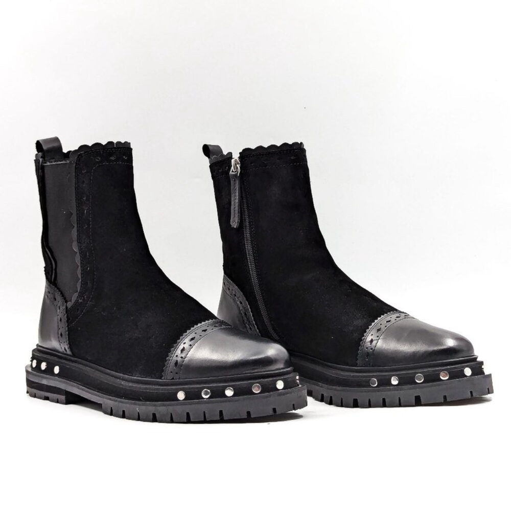 Free People Women Tate Black Leather Moto Biker Studded Zip boots size 9